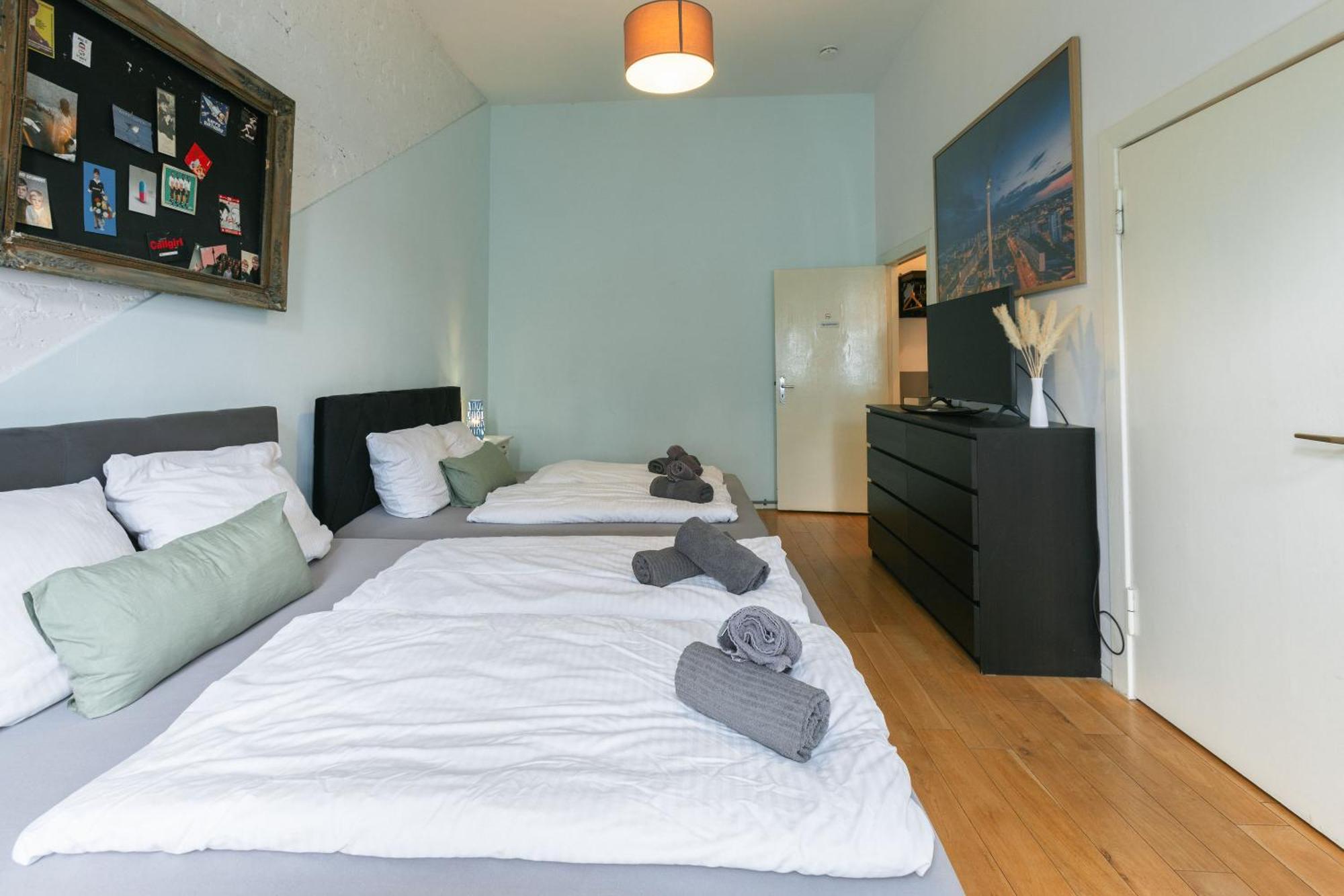 Blue Chili 30 - Industrial Chic Im Coolen Wedding - Bis 7 Personen Apartment Берлин Екстериор снимка